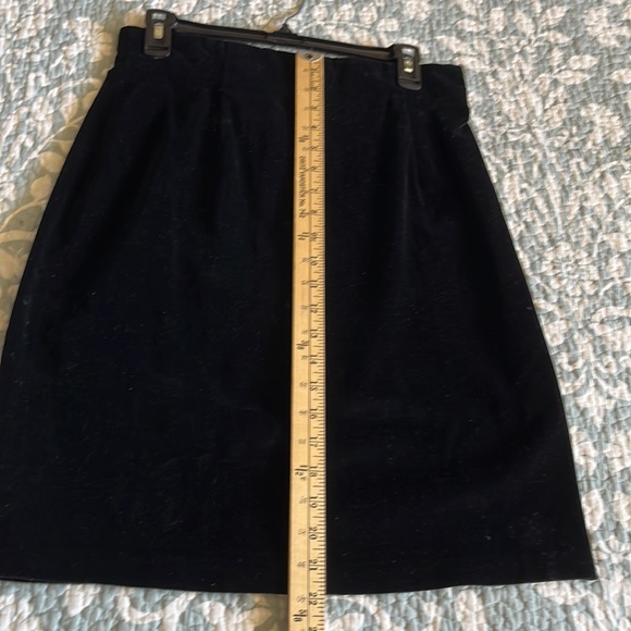 VELVET black A-line skirt with high waist - zips in back - Picture 5 of 6